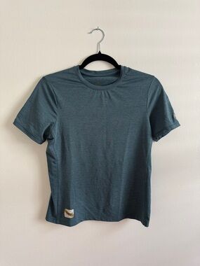 Tracksmith Session Tee - Women’s small